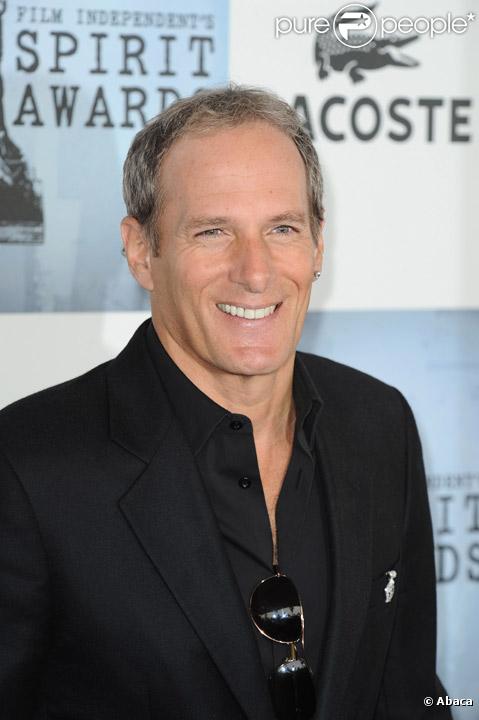 Michael Bolton pose lors de la soirée des Spirits Awards à Los Angeles en février 2009 