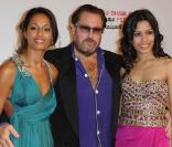 Rula Jebreal, Julian Schnabel et Freida Pinto à l'occasion de la présentation de  Miral , dans le cadre du Festival International du Film d'Abu Dhabi, aux Emirats Arabes Unis, le 21 octobre 2010.