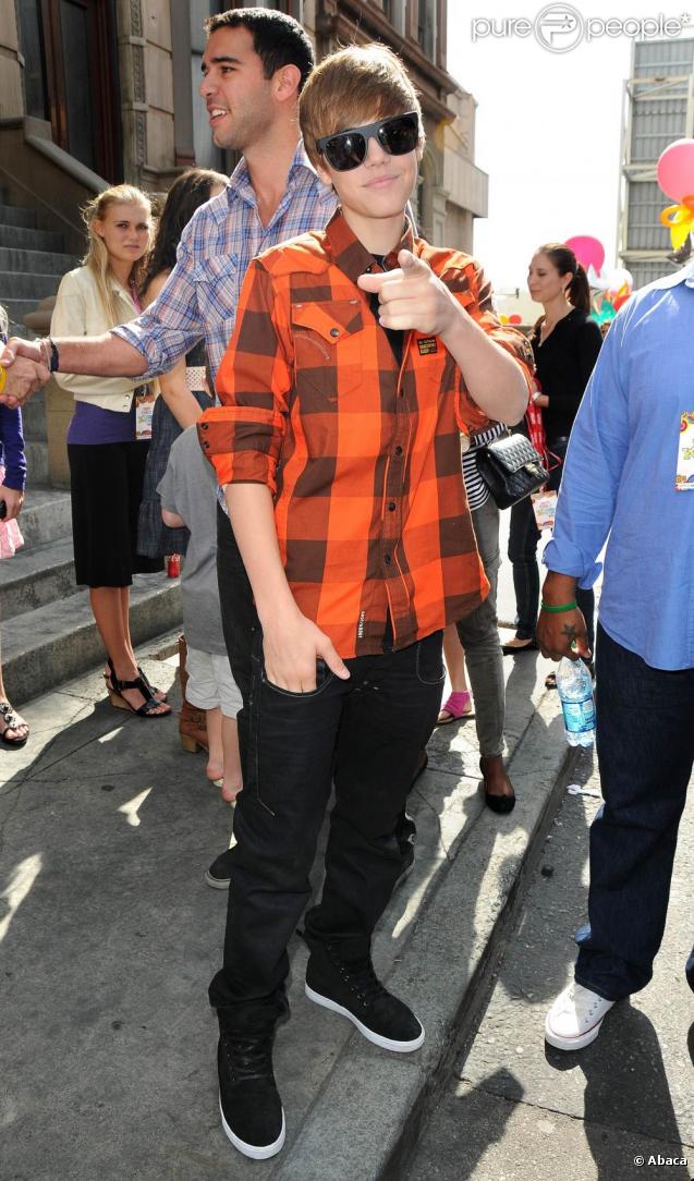 Justin Bieber lors du 4e Variety's Power of Youth annuel aux studios Paramount à Los Angeles le 24 octobre 2010
