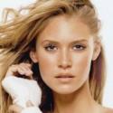 Découvrez la sublime Miss Monde 2010 !