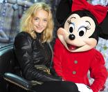 Hélène de Fougerolles lors de l'avant première mondiale du nouveau dessin animé de Disney, Raiponce, le 6 novembre 2010 à Paris