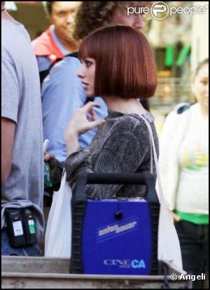 La comédienne Amanda Seyfried sur le tournage du film Now à Los Angeles le 15 novembre 2010  