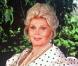 Zsa Zsa Gabor : Fou amoureux et attentionné, son époux la couvre de fleurs !