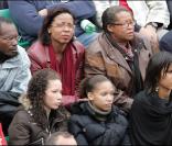 Mai 2007 : Les parents de Gaël Monfils sont dans les gradins de Roland-Garros pour soutenir leur fils. Mais son frère Daryl n\'est pas là : il n\'aime pas regarder le tennis, ni le style de jeu de son frère !<br />