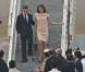 Nicolas Sarkozy et Carla Bruni-Sarkozy ont atterri samedi 4 décembre 2010 à Bangalore avec la délégation française, première étape de leur visite officielle de quatre jours en Inde. Peu après, ils assistaient à une première conférence.