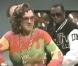 Robert de Niro, déguisé en femme voluptueuse, drague P. Diddy comme un pro !