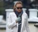 Stella McCartney ressort son manteau blanc pour affonter le rude hiver