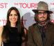 Angelina Jolie en vamp et Johnny Depp en cowboy, des stars tellement complices !