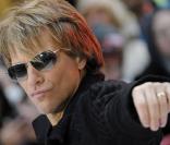 Jon Bon Jovi, 48 ans, est l'une des stars du showbiz sur lesquelles Barack Obama fonde beaucoup d'espoirs pour débloquer des secteurs clés de la vie politique.