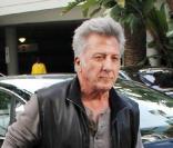 Dustin Hoffman au match des Lakers contre les Miami Heat le 25 décembre 2010 à Los Angeles