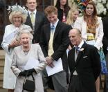 Autumn Phillips, l'épouse de Peter Phillips, fils de la princesse Anne et petit-fils de la reine Elizabeth, a accouché jeudi 30 décembre d'une petite fille : la première arrière-petite-fille de la monarque !