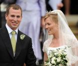 Autumn Phillips, l'épouse de Peter Phillips, fils de la princesse Anne et petit-fils de la reine Elizabeth, a accouché jeudi 30 décembre d'une petite fille : la première arrière-petite-fille de la monarque !