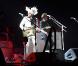 Johnny Hallyday et Matthieu Chedid sur scène à Montpellier, le 3 décembre 2010
