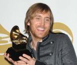 David Guetta et son Grammy Awards, à Los Angeles, le 31 janvier 2010