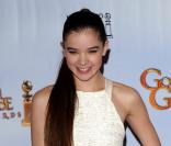 Hailee Steinfeld lors des Golden Globes le 16 janvier 2011 à Los Angeles