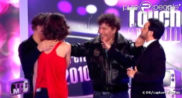 Les frères Igor et Grichka Bogdanoff jouent à la Barbichette avec Cyril Hanouna et Eglantine Emeyé dans l'émission Touche pas à mon poste sur France 4, présentée par Cyril Hanouna