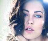 Megan Fox pour le maquillage Armani 