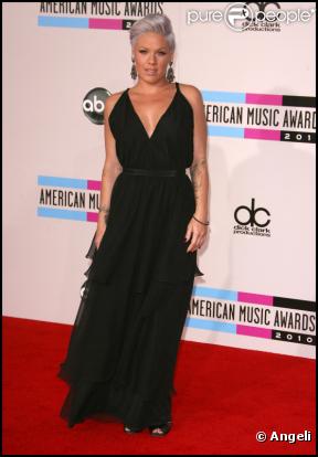 Pink, en novembre 2010, à Los Angeles, pour les American Music Awards 2010.