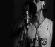 Chester Hanks (le fils de Tom Hanks et Rita Wilson), alias Chet Haze, qui propose son premier morceau de rap, intitulé Freetsyle .
