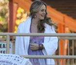 Alicia Silverstone lors d\'un shooting pour le magazine Vogue, à Los Angeles, fin janvier 2011.