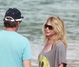 Rosanna Arquette, en vacances au soleil : Un nouvel homme dans sa vie ?