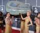 Lady Gaga arrive aux Grammy Awards dans son vaisseau, le 13 février 2011