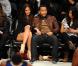 John Legend et sa chérie Christine Teigen à la soirée des NBA All-Star Game, à Los Angeles le 20 février 2011