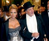Richard Lugner au bal de Vienne en 2003 avec Pamela Anderson