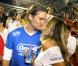 Gisele Bündchen et son mari Tom Brady font la fête et s'embrassent lors du Carnaval de Rio, le 6 mars 2011