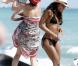Lilly Becker et son fils Amadeus, en compagnie de la nounou sur la plage à Miami le 8 mars 2011