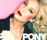 Jerry Hall pour le magazine  Ponystep , numéro 1, mars 2011