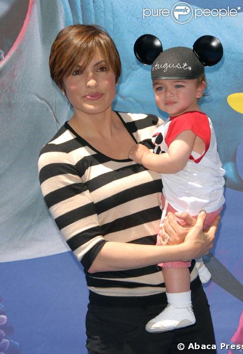 Mariska Hargitay avec son fils August
