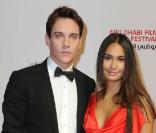Jonathan Rhys-Meyers et sa peite-amie Reena Hammer, Abu Dhabi, le 22 octobre 2010<br />