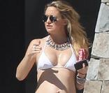 Kate Hudson et son compagnon Matthew Bellamy en vacances à Los cabos au Mexique, le 6 mars 2011
