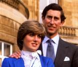 Lady Diana et le prince Charles en février 1981, à Londres. 