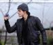 Le 6 avril 2011 à New york, sur le tournage de New Year's Eve , Jake T. Austin pris jouant à la balle
