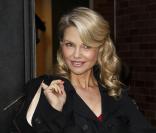  Christie Brinkley à la sortie des Studios de  Good Morning America  le 6 avril 2011 
