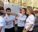 Taïg Khris, Laury Thilleman et Sylvie Tellier ont couru pour Mécénat Chirurgie Cardiaque, lors du 35ème Marathon de Paris, le 10 avril 2011