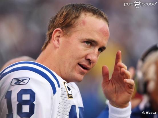 L'immense star de la NFL Peyton Manning, quarterback des Colts d'Indianapolis, est devenu papa de jumeaux le 31 mars 2011, à 35 ans, nés de son amour avec sa femme Ashley.
