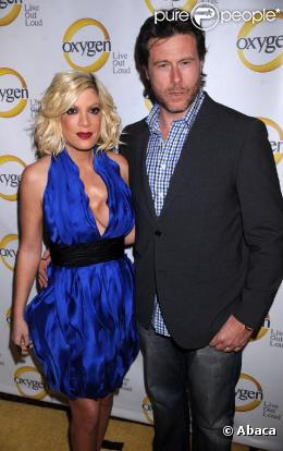 Tori Spelling et Dean McDermott attendent un troisième enfant.