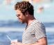 Soigné de son addiction à l'alcool, l'ex-star de The Hills Jason Wahler sirote un jus de citron à Miami le 2 avril 2011