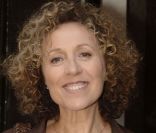 Mireille Dumas