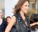 Jessica Alba a fait sensation lors d'une séance shopping à Los Angeles le 22 avril 2011 avec ses amies