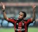 Quelques heures après qu'il a inscrit un but décisif contre Brescia avec le Milan AC, l'international brésilien Robinho est devenu papa pour la deuxième fois, le 24 avril 2011 !