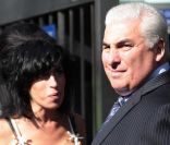 Amy Winehouse et son père Mitch au tribunal de Westminster à Londres en mars 2009