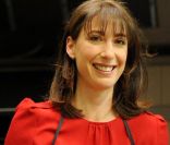 Samantha Cameron, épouse du premier ministre britannique David Cameron, s'est démenée dans les cuisines du 10 Downing Street, le 26 avril 2011, pour préparer sa street partie pour le mariage royal le 29 avril !