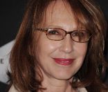 Nathalie Baye à l\'occasion de l\'hommage donné à Jean-Pierre Aumont avec projection de <em>La Nuit américaine</em>, qui s\'est tenu à la Cinémathèque Française, à Paris, le 2 mai 2011.