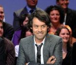 Yann Barthès sur le plateau du  Grand journal , le 3 septembre 2007. 