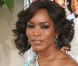 La belle Angela Bassett lors de l'avant-première de  Jumping the Broom , au Cinerama Dome d'Hollywood, à Los Angeles, le 4 mai 2011.