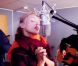 Arielle Dombasle en studio : Découvrez la reprise de 